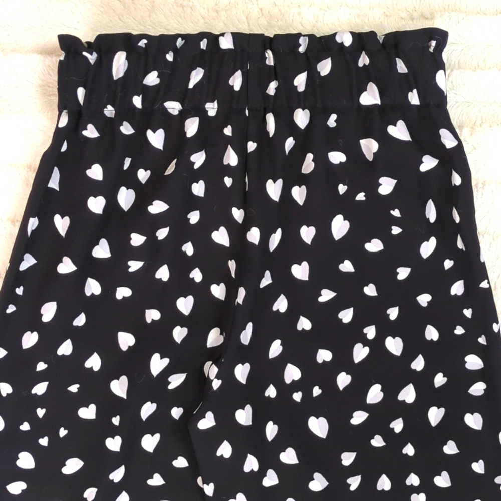 Ann Taylor Heart Print Capri Pants - Picture 13 of 15